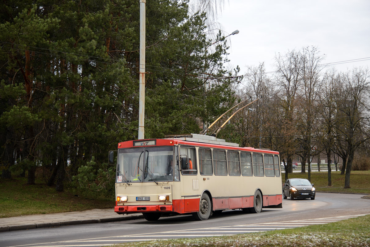 Вилнюс, Škoda 14Tr13/6 № 1609