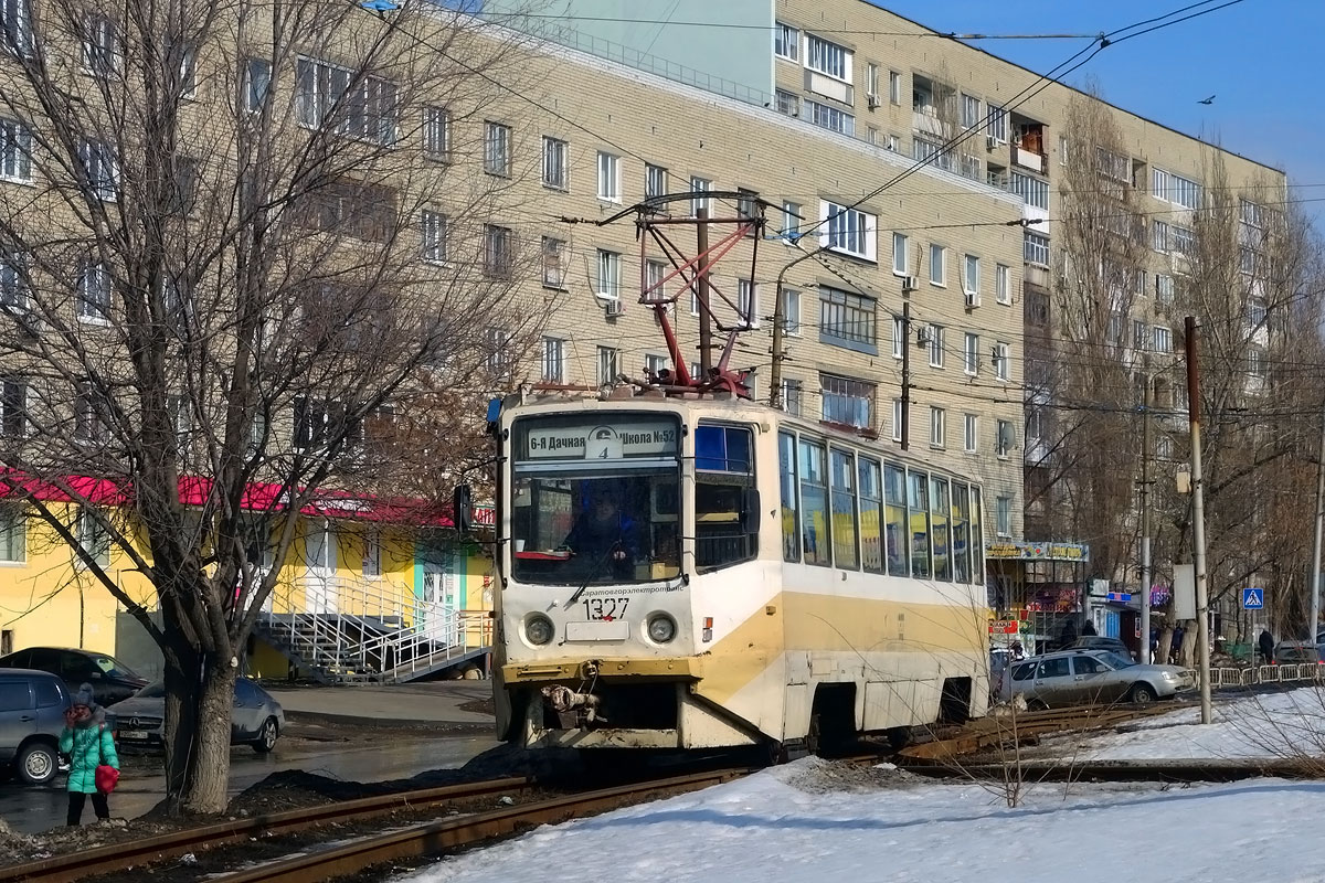 Saratov, 71-608KM Br. 1327