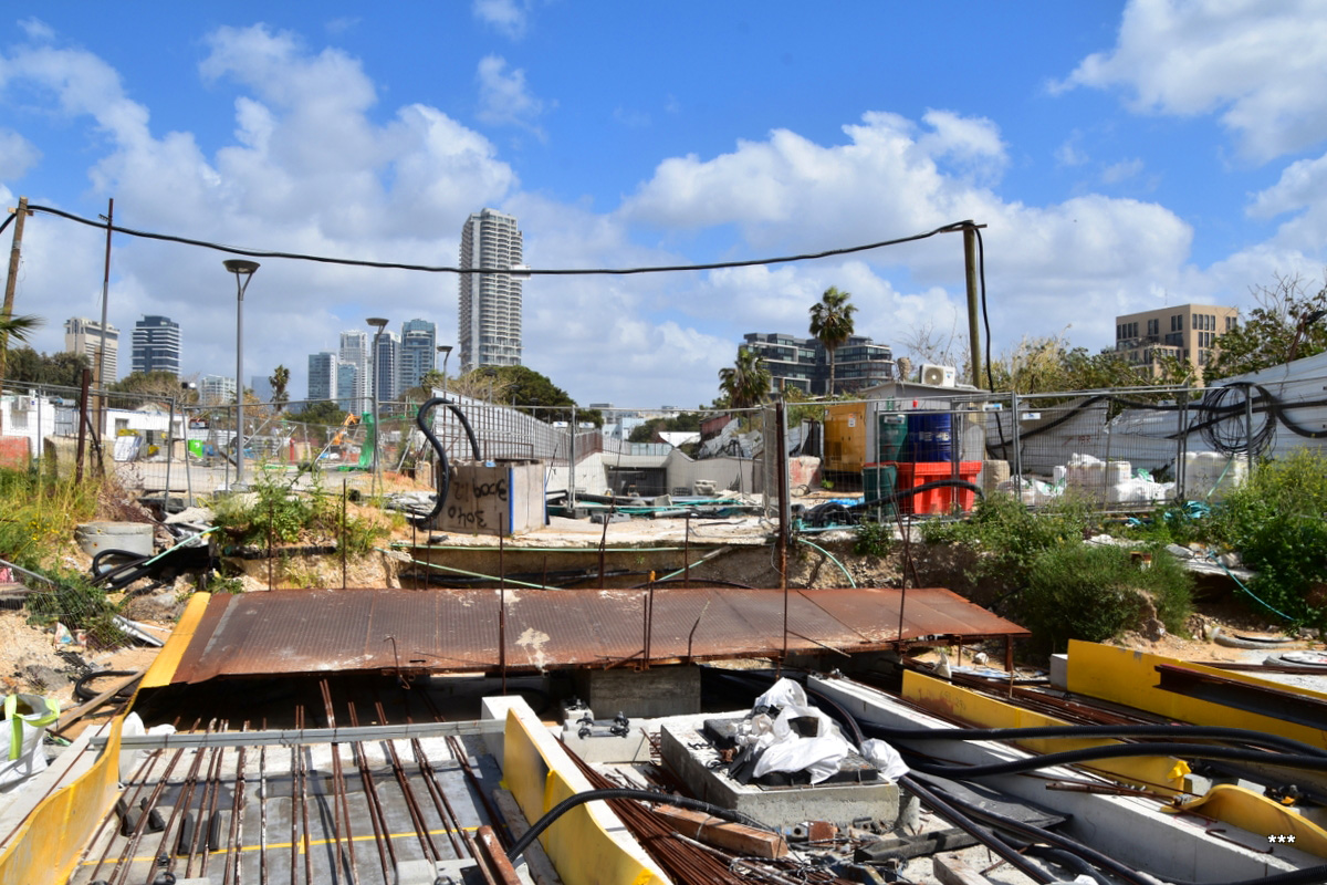 Tel Avivas — Construction of the red line Light Rail