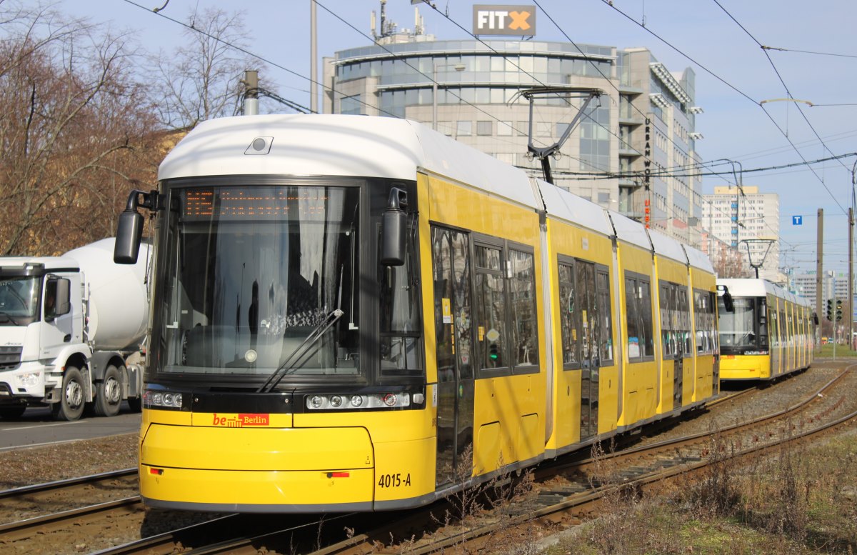 Берлин, Bombardier Flexity Berlin (GT6-08ZR/F6Z) № 4015