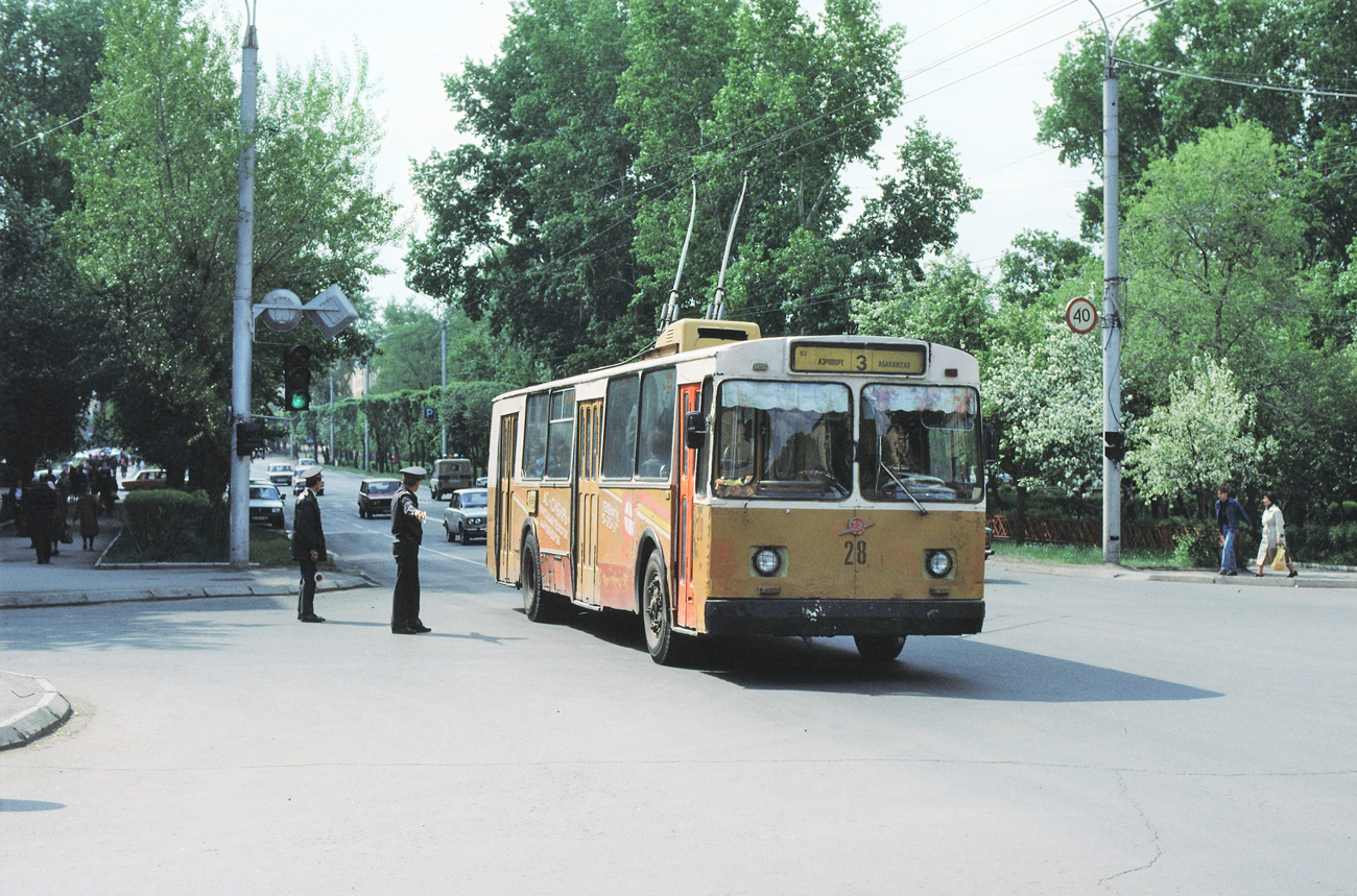 Абакан, ЗиУ-682В № 28