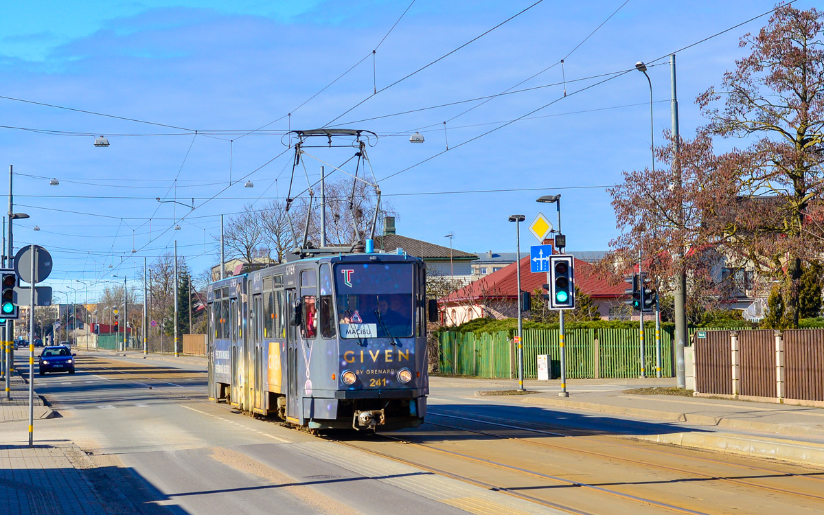Лиепая, Tatra KT4D № 241