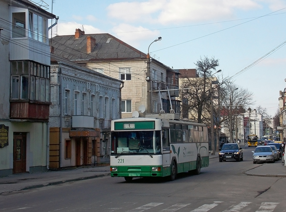 Lucka, MPK/Jelcz 120MT № 221