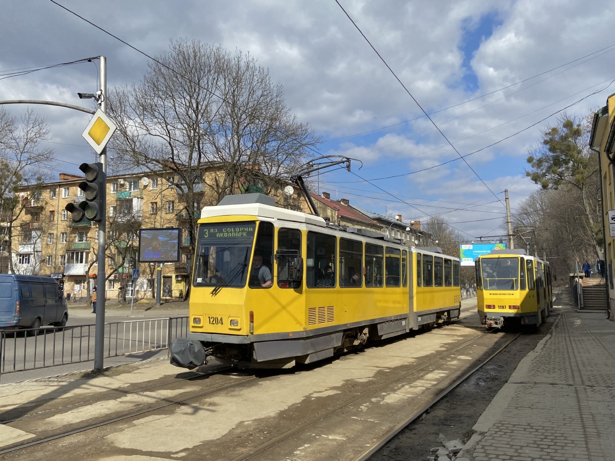 Львов, Tatra KT4DM № 1204