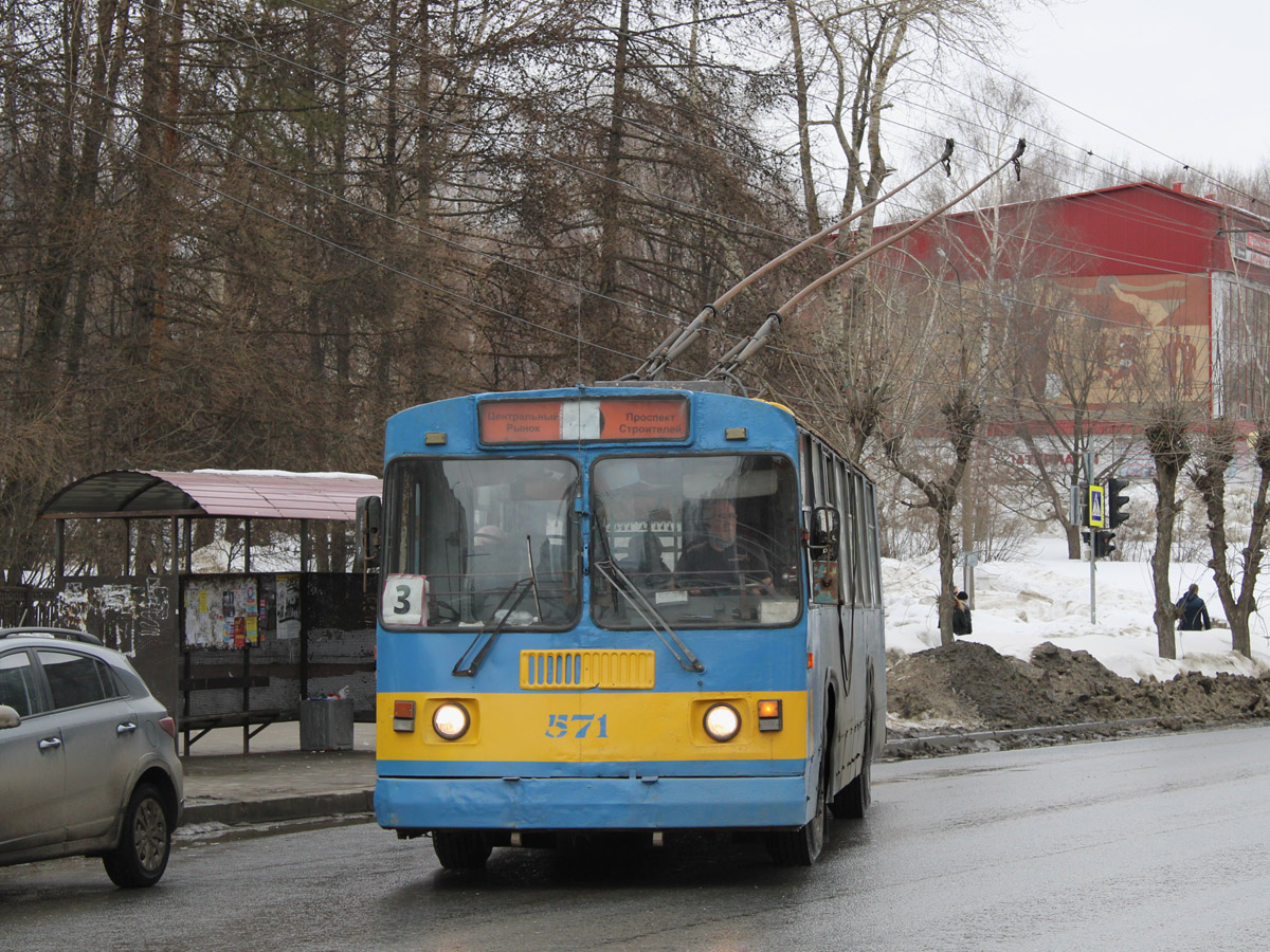 Киров, ЗиУ-682Г (СЗТМ) № 571