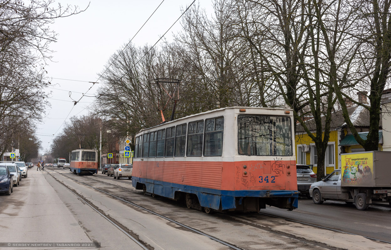 Taganrog, 71-605 (KTM-5M3) Nr 342; Taganrog, 71-605 (KTM-5M3) Nr 319