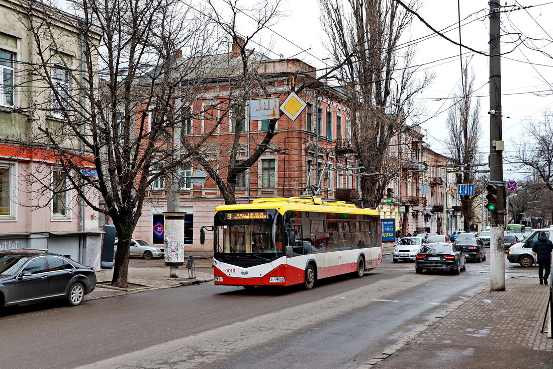 Одесса, БКМ 321 № 0010