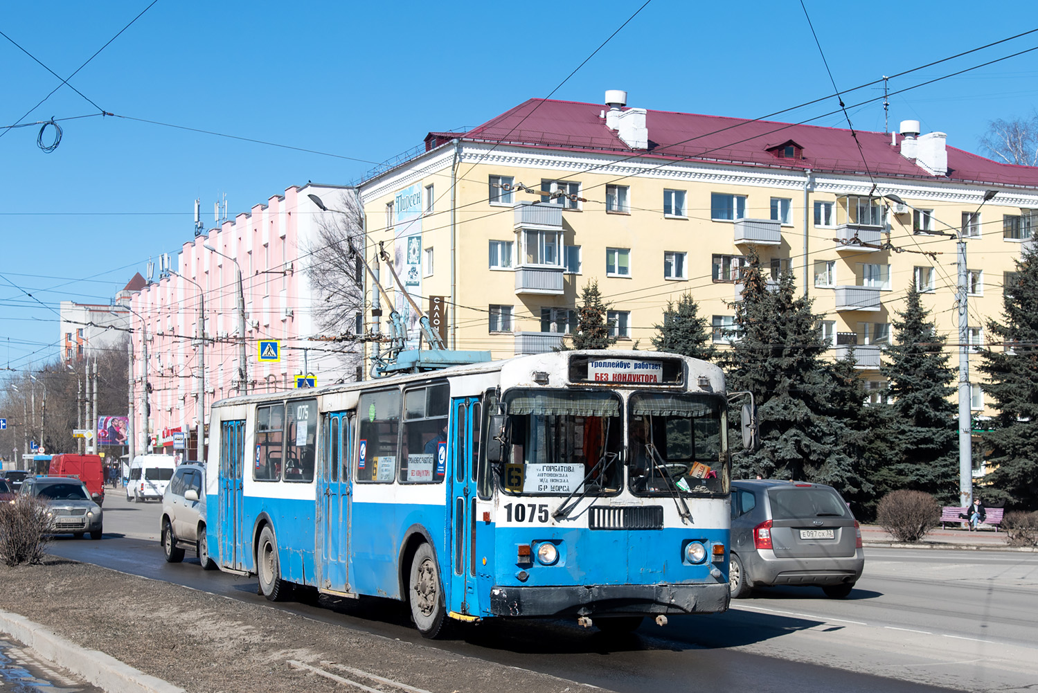 Брянск, ЗиУ-682Г-016 (012) № 1075