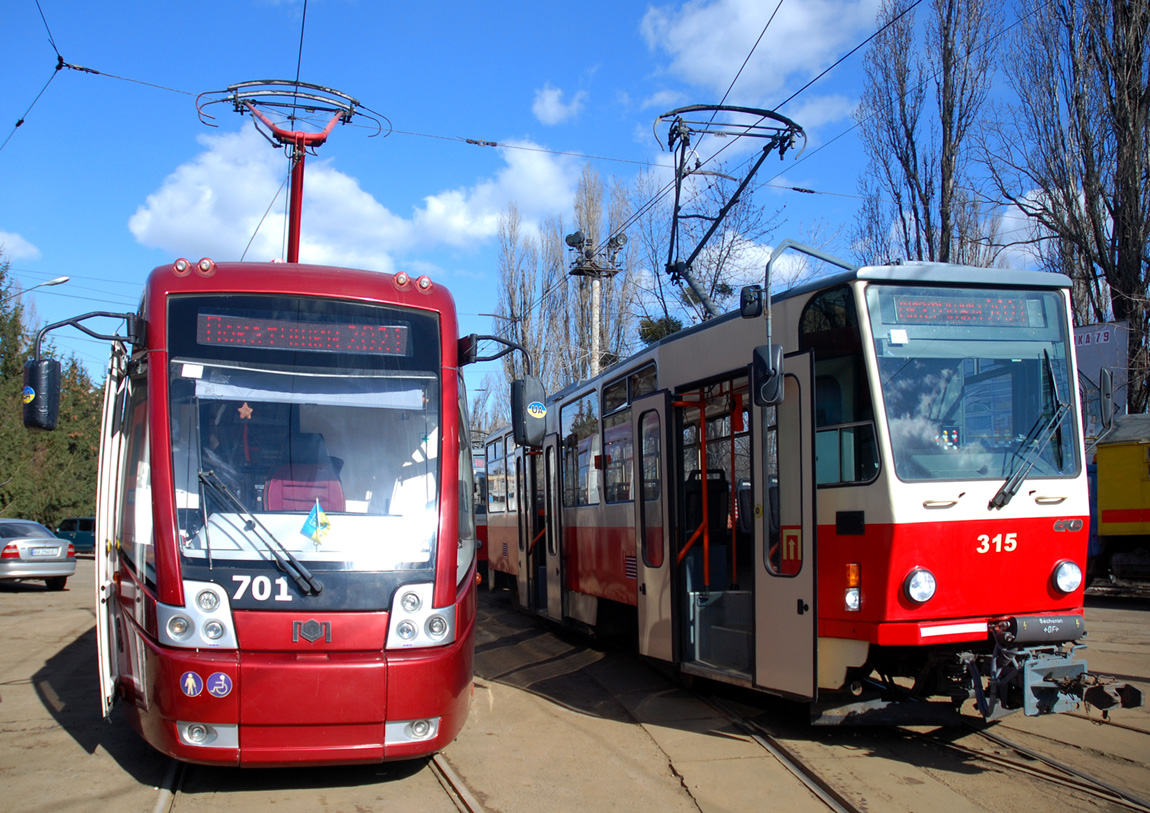 კიევი, Bogdan TR843 № 701; კიევი, Tatra T6A5 № 315; კიევი — Trip by the trams Tatra T6A5 and BKM 843 on 06th March 2021