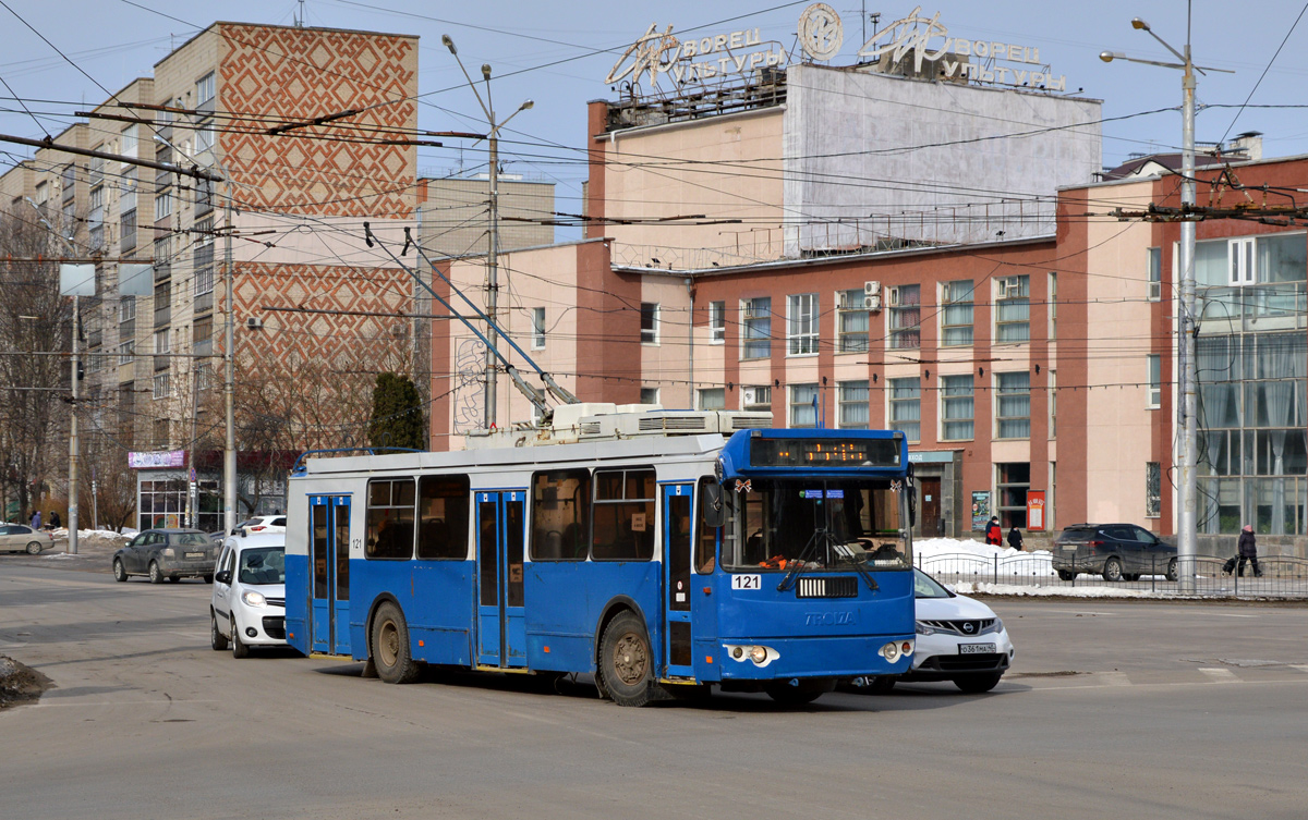 Kaluga, ZiU-682G-016.02 č. 121
