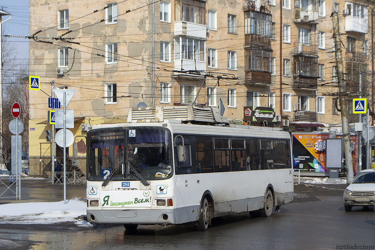 Omszk, LiAZ-52803 — 284