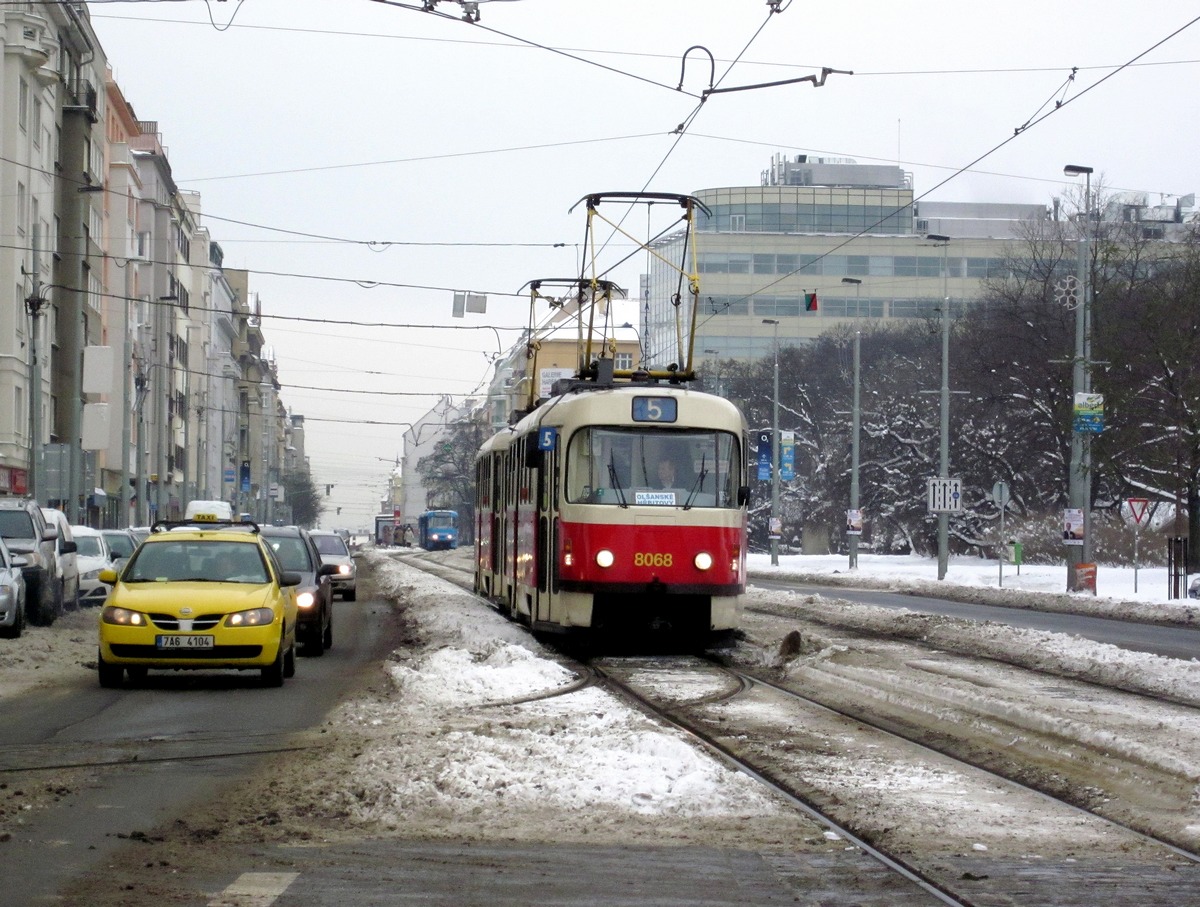 Прага, Tatra T3M2-DVC № 8068