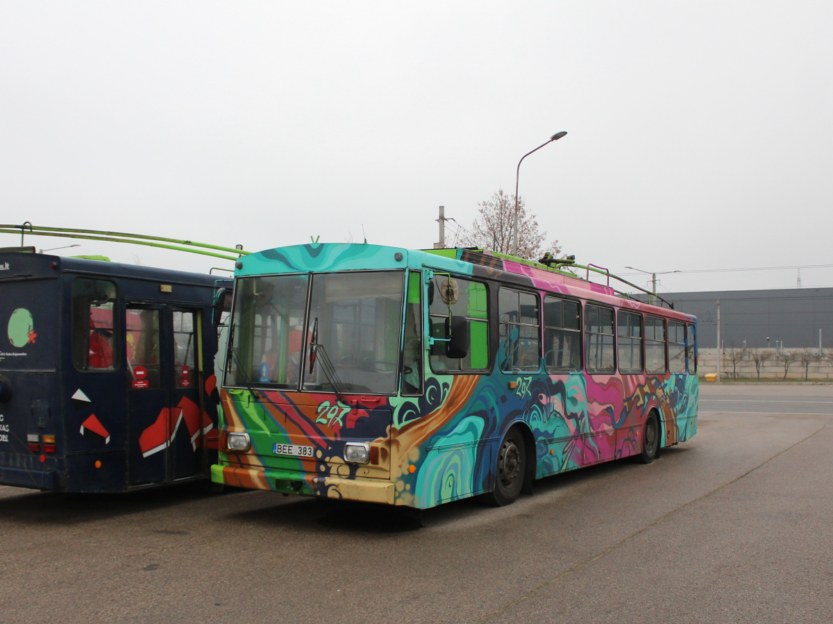 Каунас, Škoda 14Tr02/6 № 297