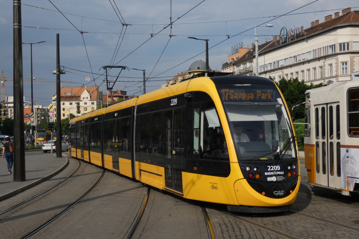 Будапешт, CAF Urbos 3 № 2209