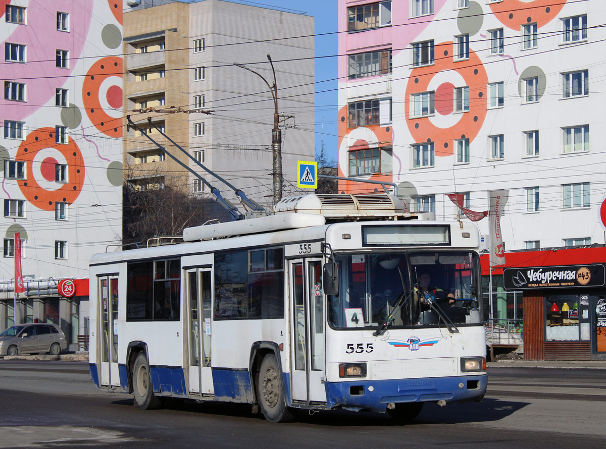 Киров, БТЗ-52764Р № 555
