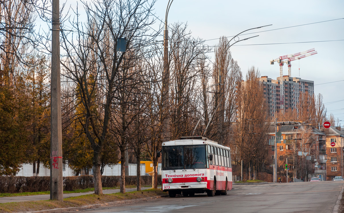 Киев, Škoda 14Tr02/6 № 373