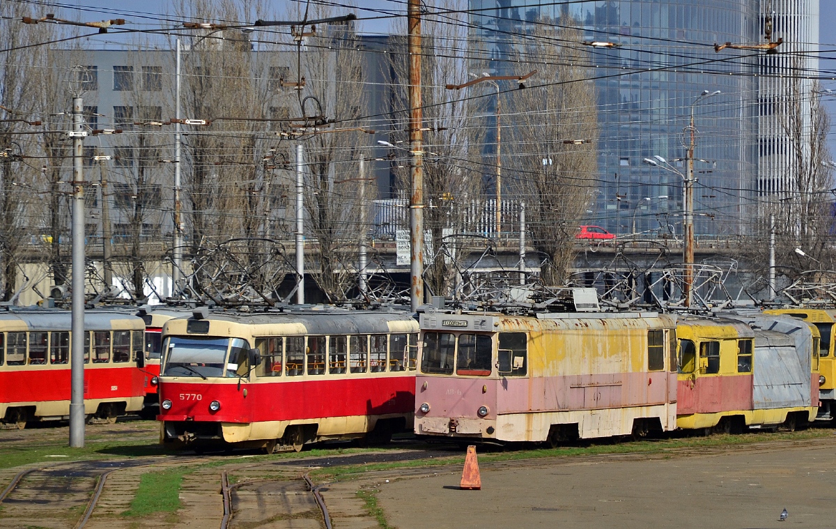 Киев, Tatra T3SU № 5770; Киев, КТВ-57 № АВ-6