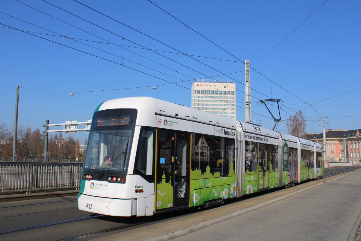 Потсдам, Stadler Variobahn № 421
