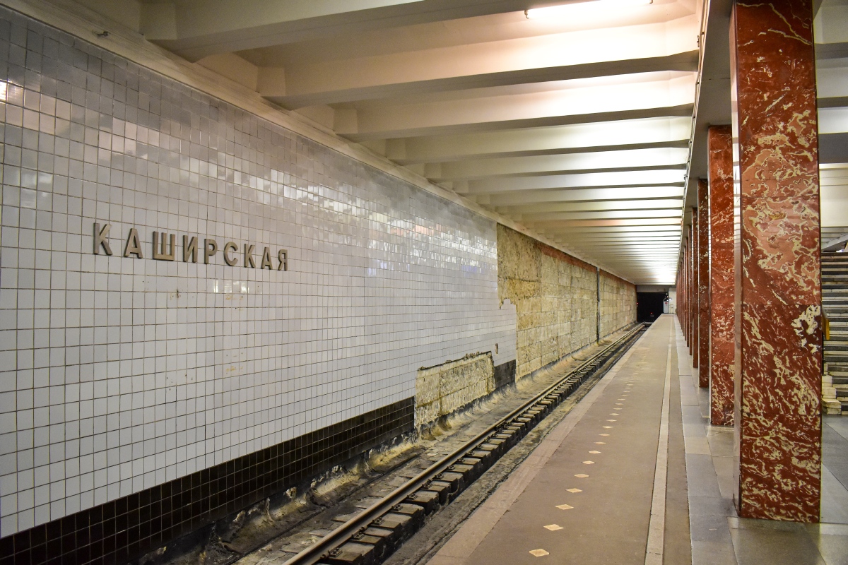 Москва — Метрополитен — [2] Замоскворецкая линия; Москва — Метрополитен — [11А] Каховская линия