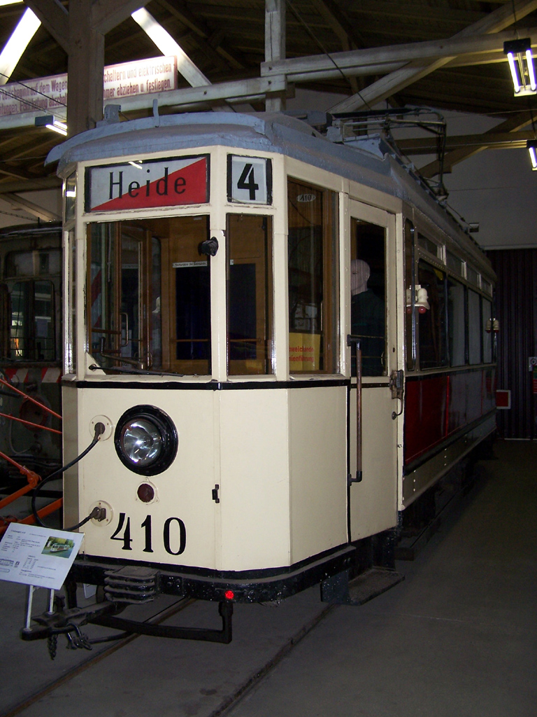 Галле, Двухосный моторный Lindner № 410