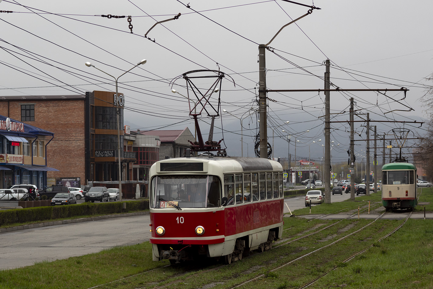 Владикавказ, Tatra T4DM № 10; Владикавказ, Tatra T4DM № 9