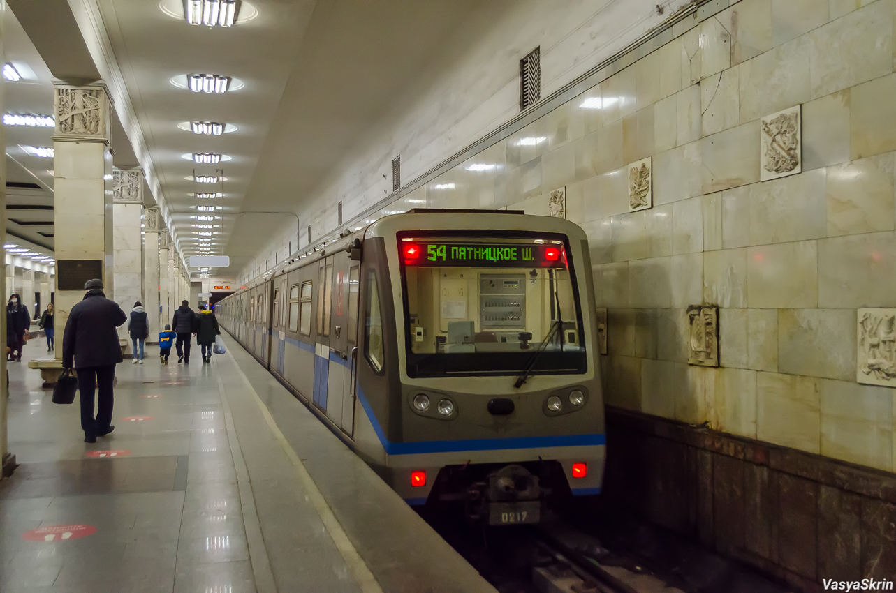 Москва, 81-740.4 «Русич» № 0217