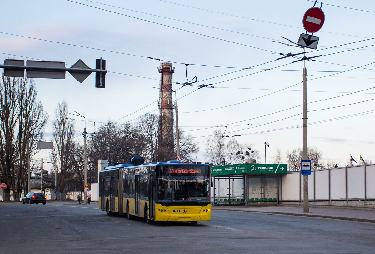 Kijev, LAZ E301D1 Br. 3611