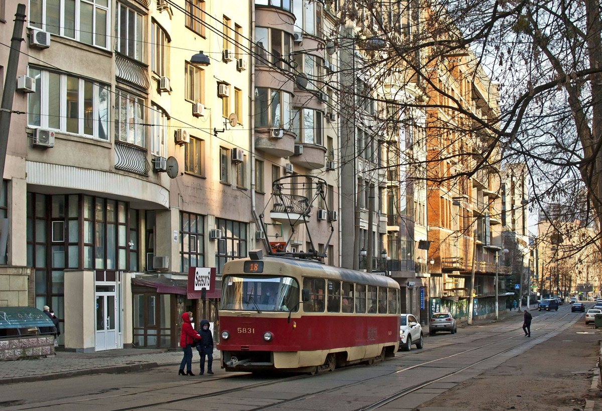 Киев, Tatra T3SU № 5831