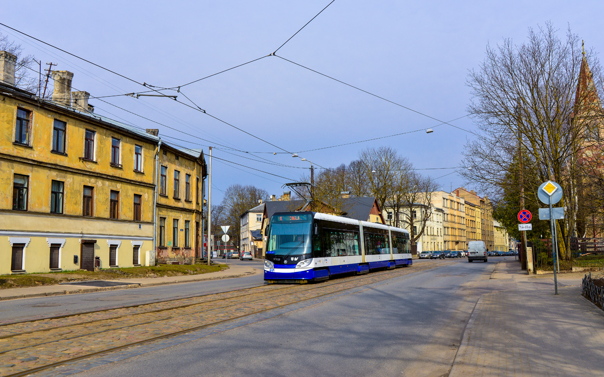 Riga, Škoda 15T2 ForCity Alfa Riga Nr. 57528