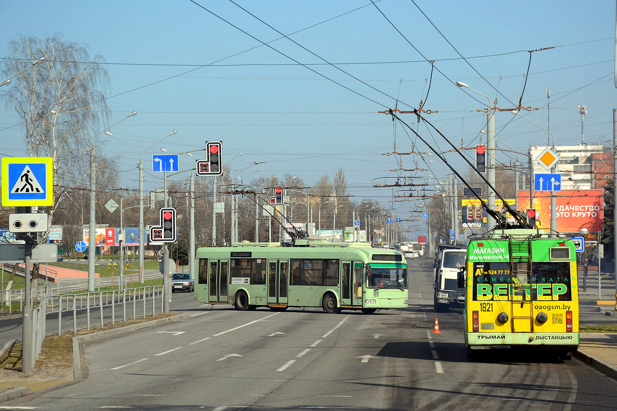 Гомель, БКМ 32102 № 1819; Гомель, БКМ 32102 № 1821
