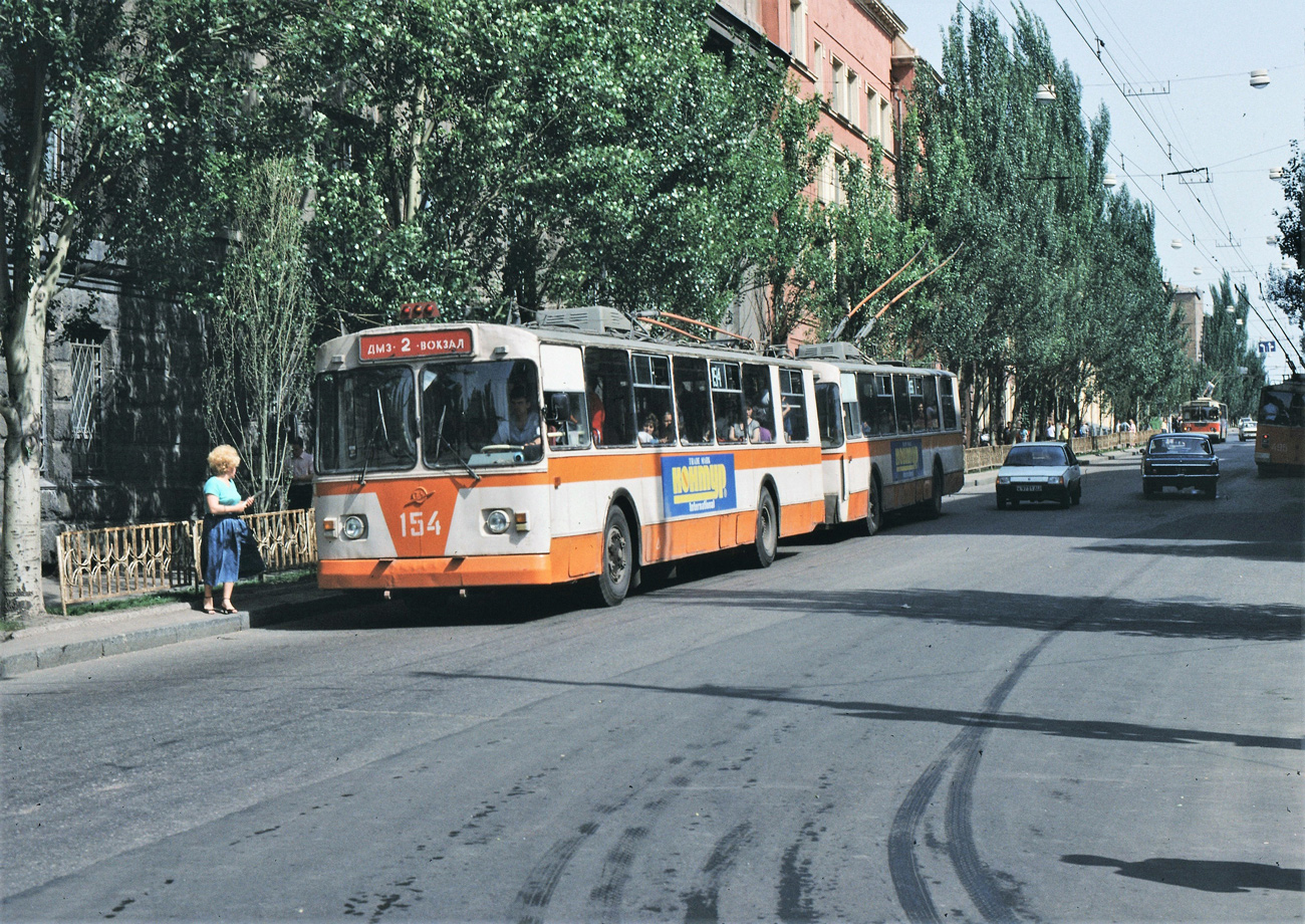 Донецк, ЗиУ-682В [В00] № 154; Донецк — Фотографии Matti и Томаса Фишера — 06.1992