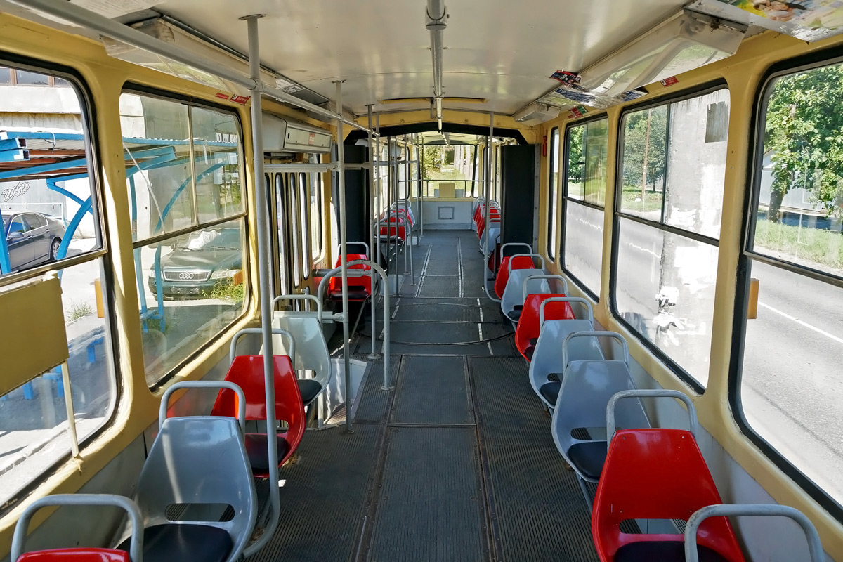 Пятигорск, Tatra KT4SU № 147