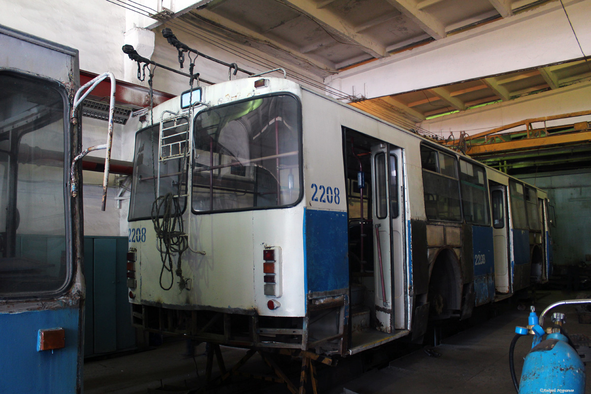 Саратов, ЗиУ-682Г-016 (012) № 2208