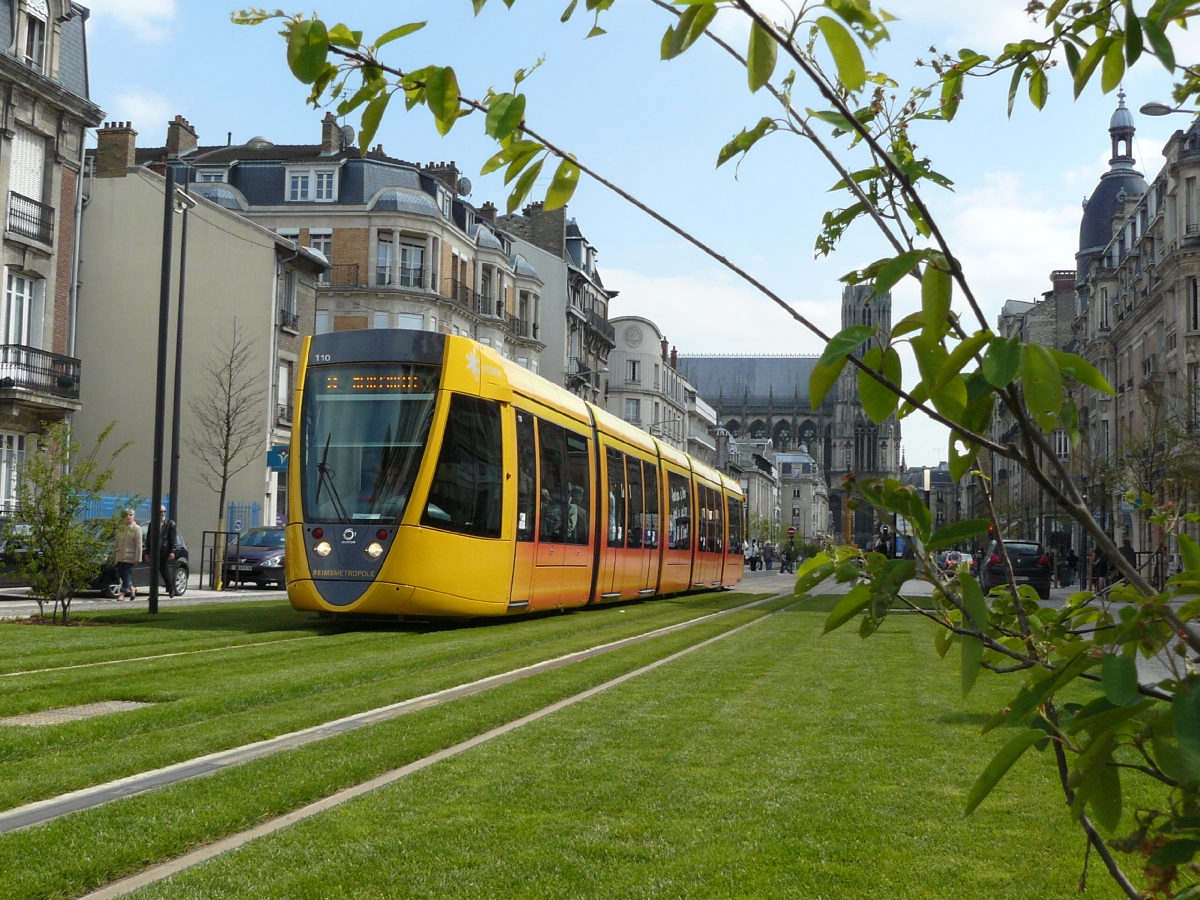 Реймс, Alstom Citadis 302 № 110