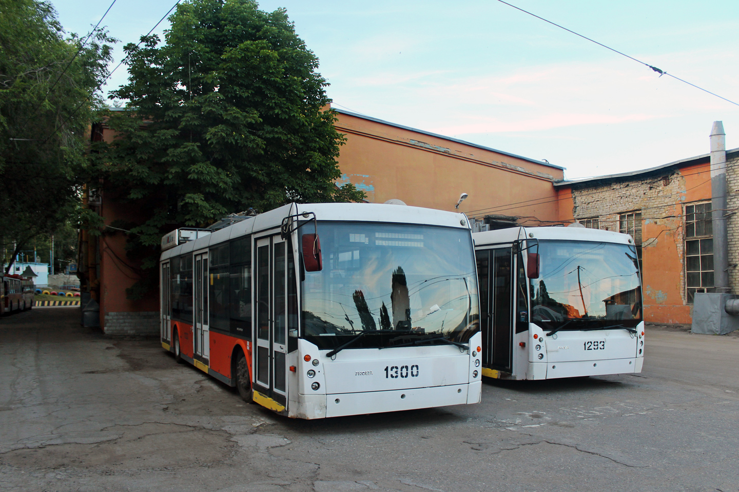 Саратов, Тролза-5265.00 «Мегаполис» № 1300