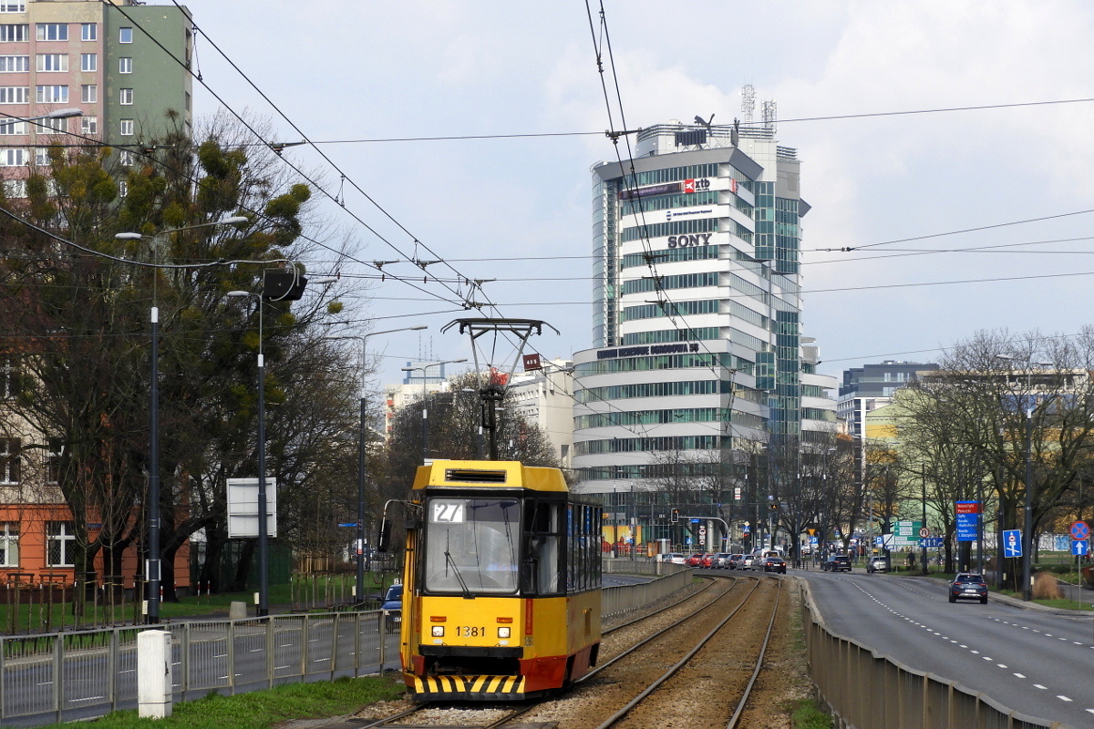 Варшава, Konstal 105Na № 1381