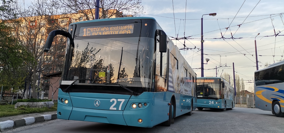 Пазарджик, ЛАЗ E183A1 № 27