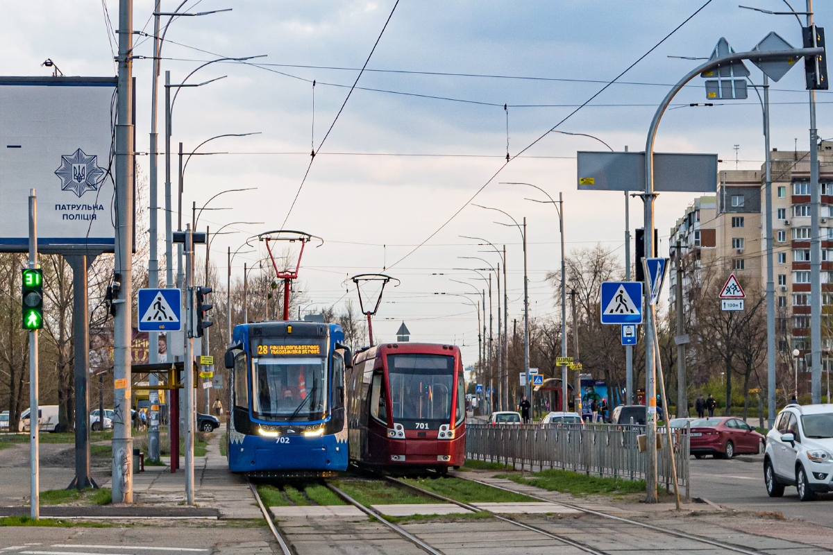 Киев, PESA 71-414К-2 (Fokstrot) № 702