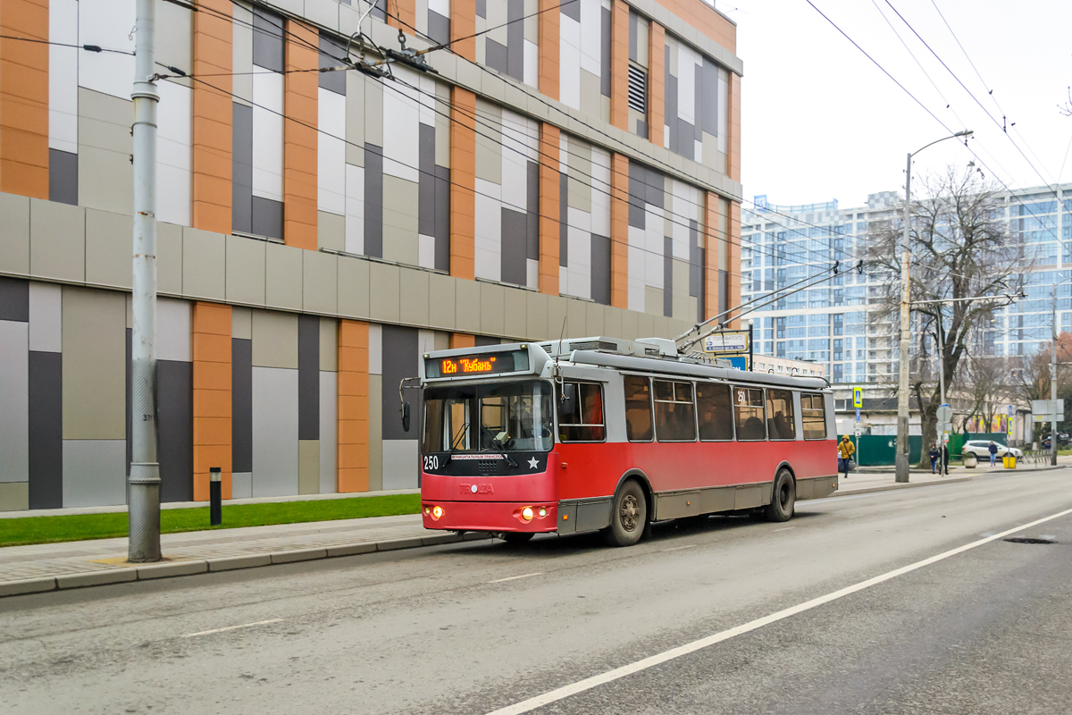 Краснодар, ЗиУ-682Г-016.04 № 250