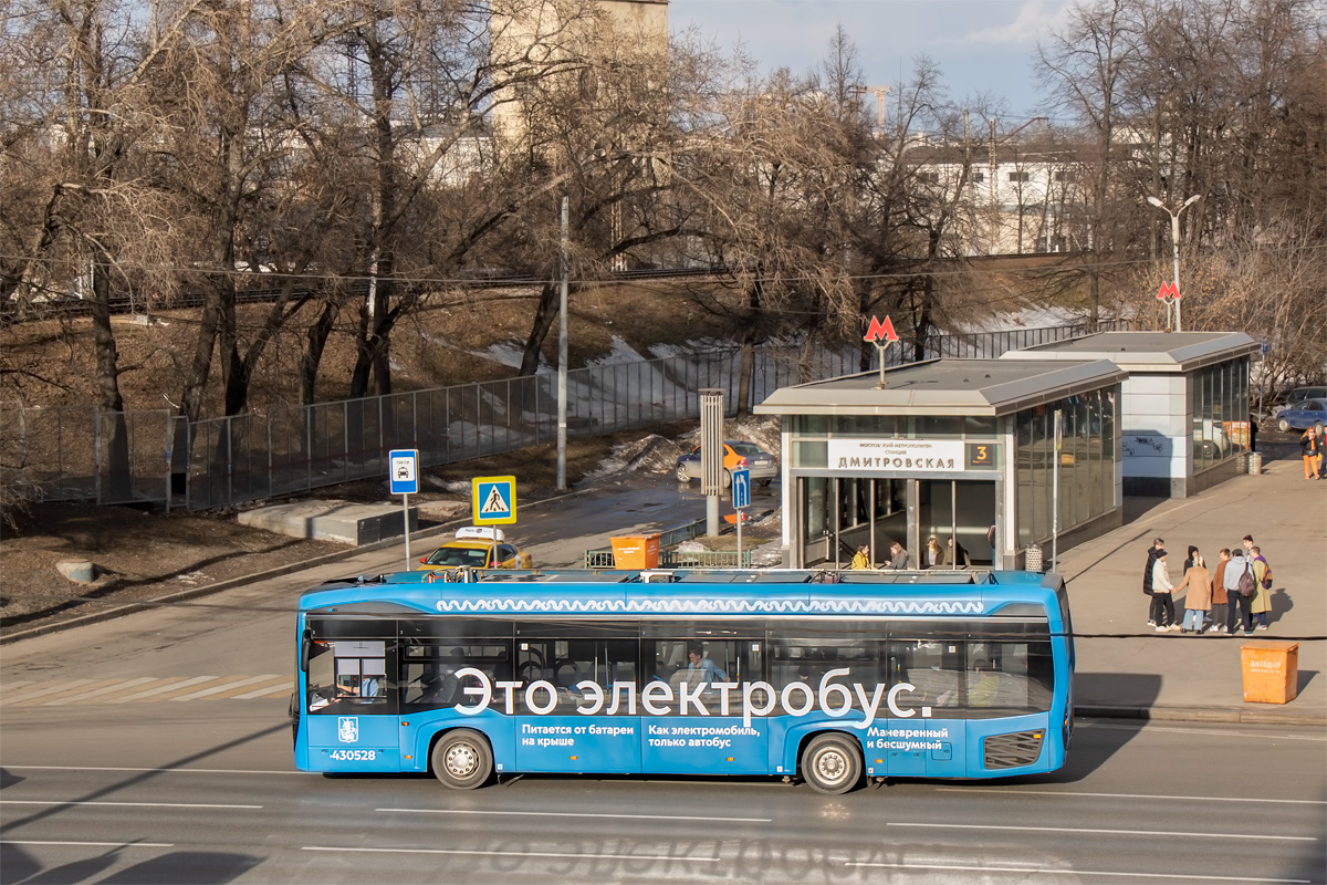 Москва, КАМАЗ-6282 № 430528