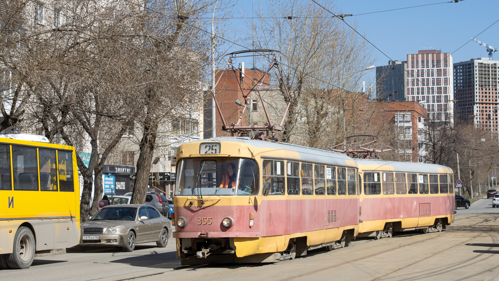 Екатеринбург, Tatra T3SU № 355; Екатеринбург, Tatra T3SU № 354