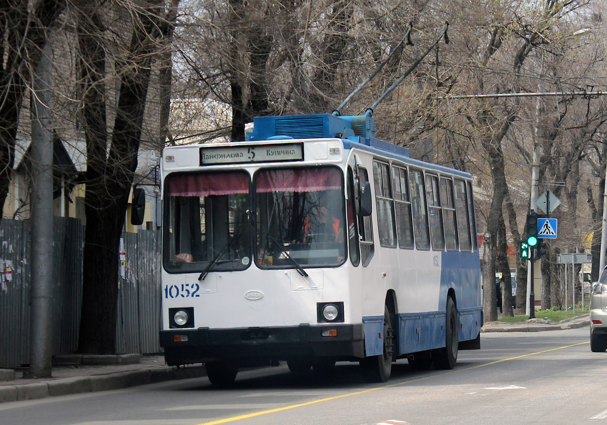 Донецк, ЮМЗ Т2 мод. 7 № 1052