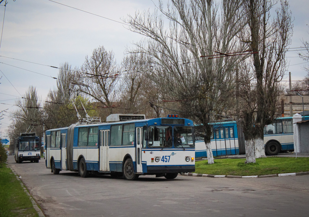 Херсон, ЗиУ-683В01 № 457