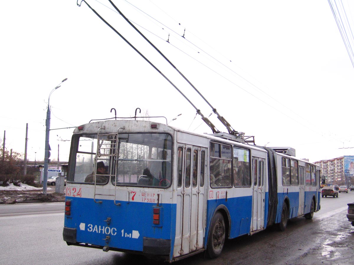 Ижевск, ЗиУ-683В01 № 1324