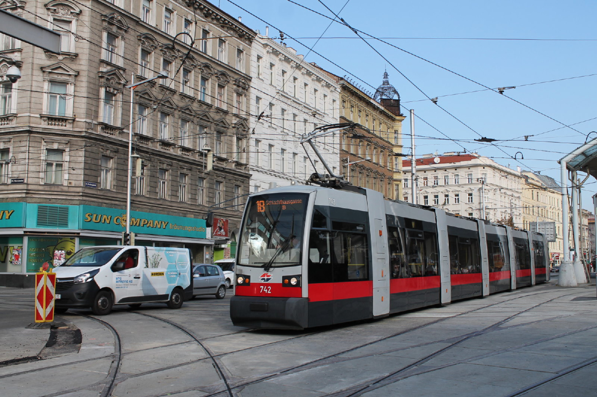 Вена, Siemens ULF-B1 № 742