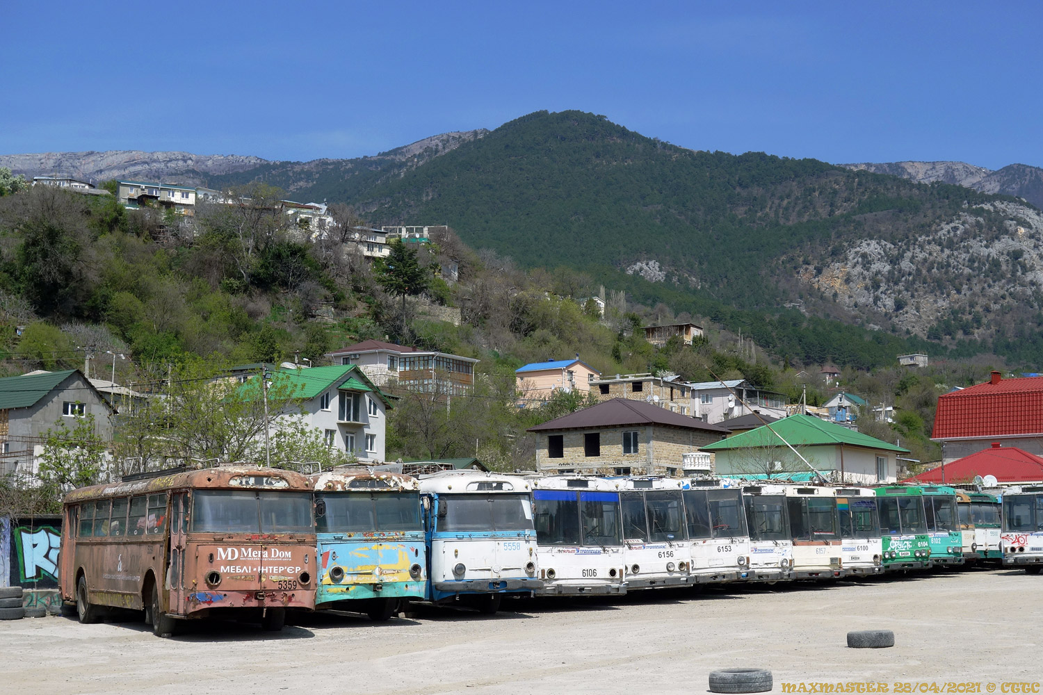 Крымский троллейбус, Škoda 9Tr16 № 5359; Крымский троллейбус — Разные фотографии