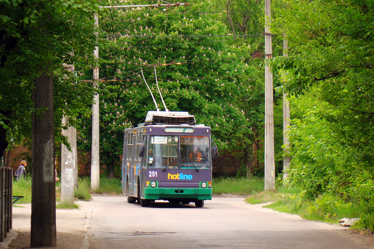 Кропивницкий, ЮМЗ Т2 № 251