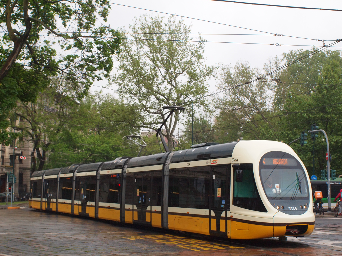 Milano, AnsaldoBreda Sirio # 7114