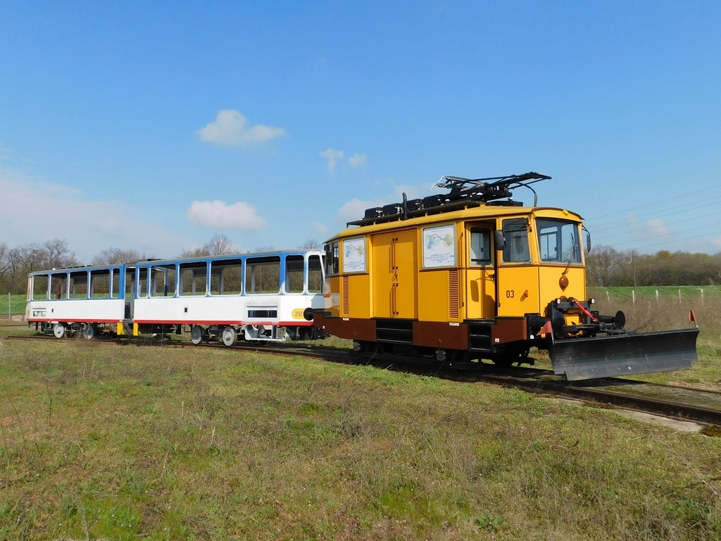 Сегед, Tatra KT4DM № 202; Сегед, Электровоз № 03