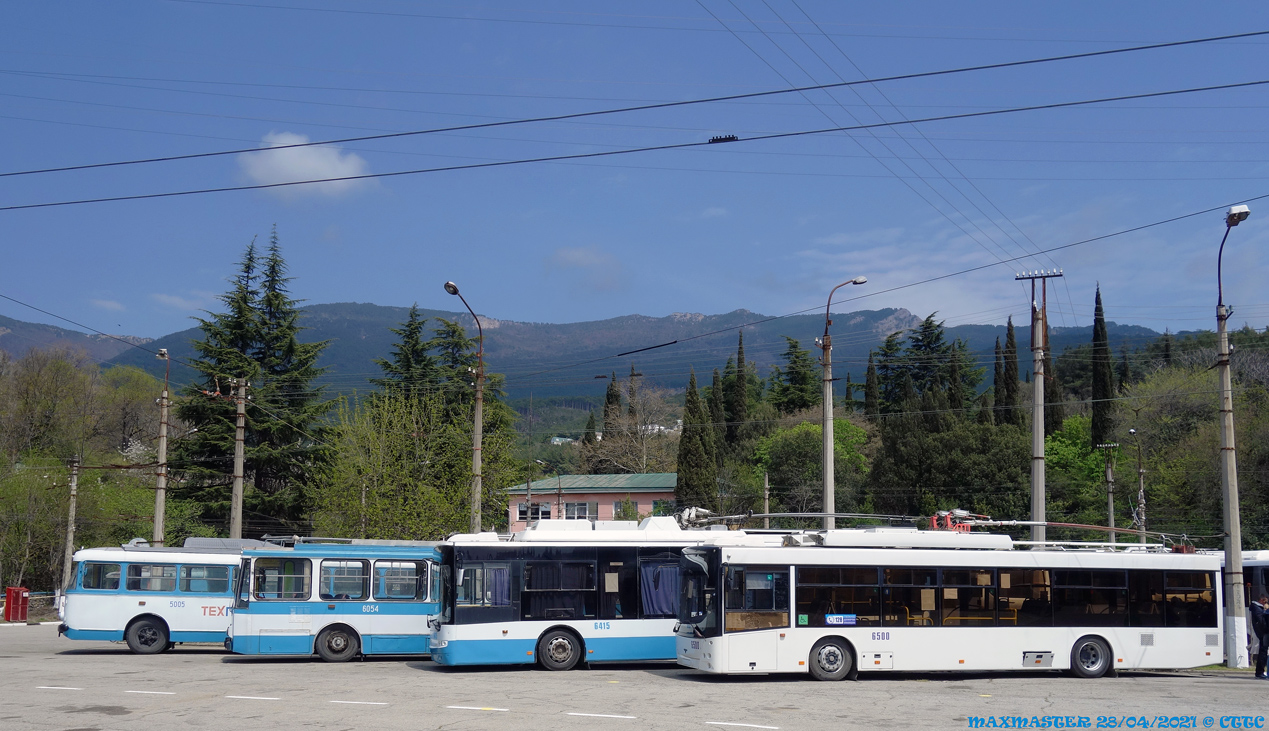 Крымский троллейбус, СВАРЗ-МАЗ-6275 № 6500; Крымский троллейбус — Разные фотографии
